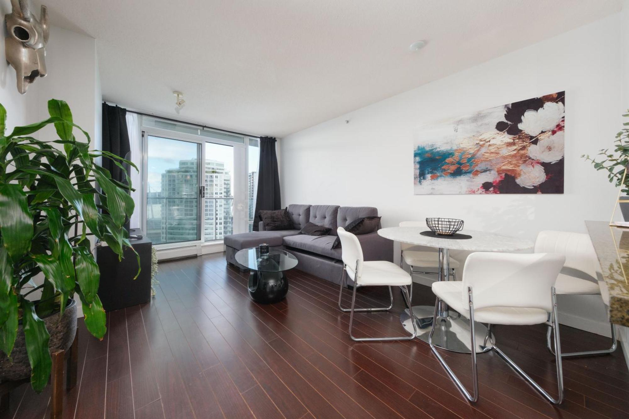 Central 1-Bedroom Apartment With Pool, Jacuzzi & Sauna Vancouver Zewnętrze zdjęcie